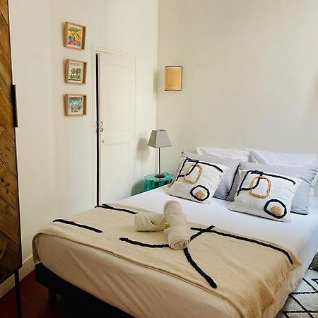 "Coco" Coquet Petit Loft Au Calme En Centre Ville De Sete Luaran gambar