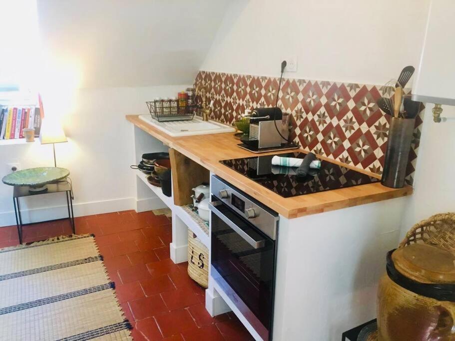 "Coco" Coquet Petit Loft Au Calme En Centre Ville De Sete Luaran gambar